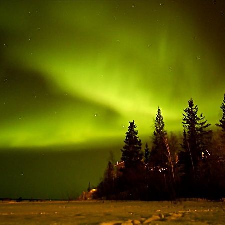 Bed and Breakfast Mabuhay Lakeside Manor Yellowknife Zewnętrze zdjęcie