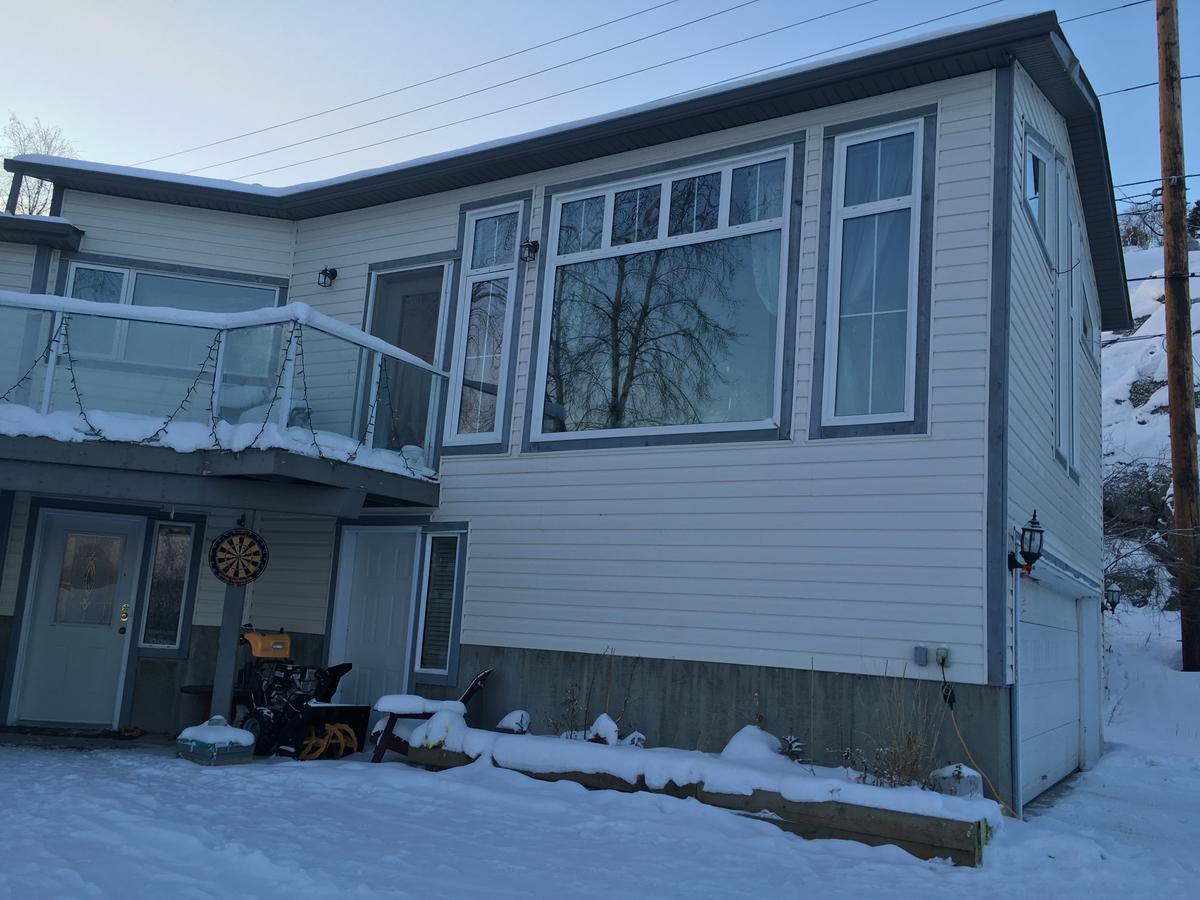 Bed and Breakfast Mabuhay Lakeside Manor Yellowknife Zewnętrze zdjęcie