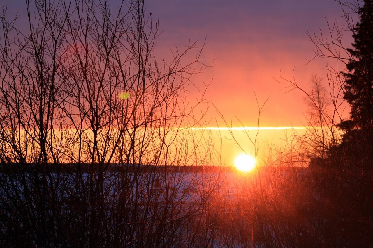 Bed and Breakfast Mabuhay Lakeside Manor Yellowknife Zewnętrze zdjęcie