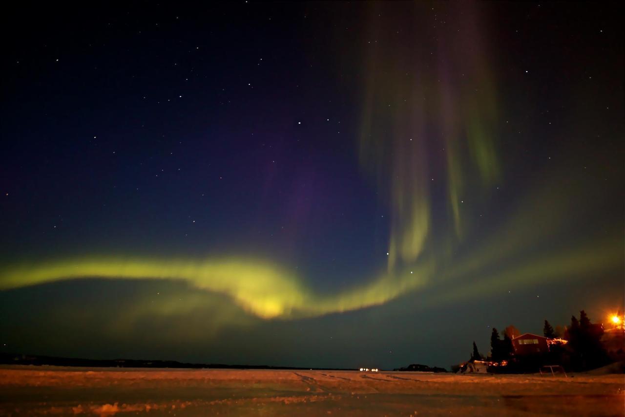 Bed and Breakfast Mabuhay Lakeside Manor Yellowknife Zewnętrze zdjęcie