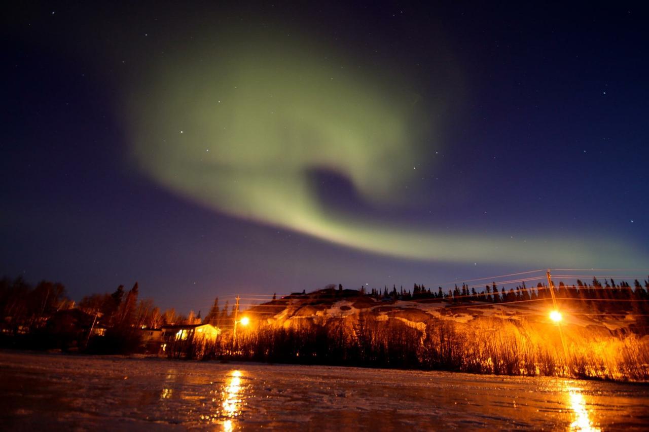 Bed and Breakfast Mabuhay Lakeside Manor Yellowknife Zewnętrze zdjęcie