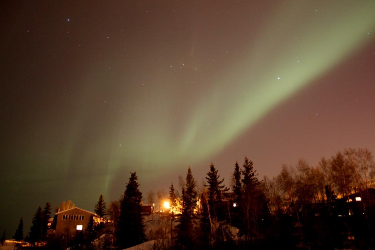 Bed and Breakfast Mabuhay Lakeside Manor Yellowknife Zewnętrze zdjęcie