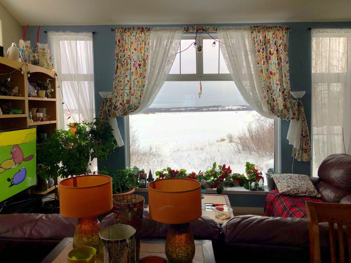 Bed and Breakfast Mabuhay Lakeside Manor Yellowknife Zewnętrze zdjęcie