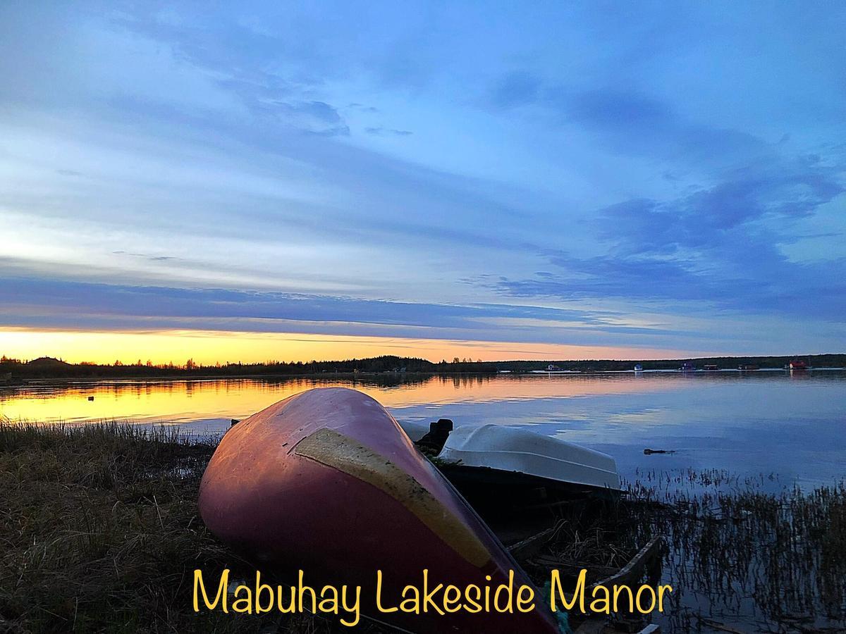 Bed and Breakfast Mabuhay Lakeside Manor Yellowknife Zewnętrze zdjęcie