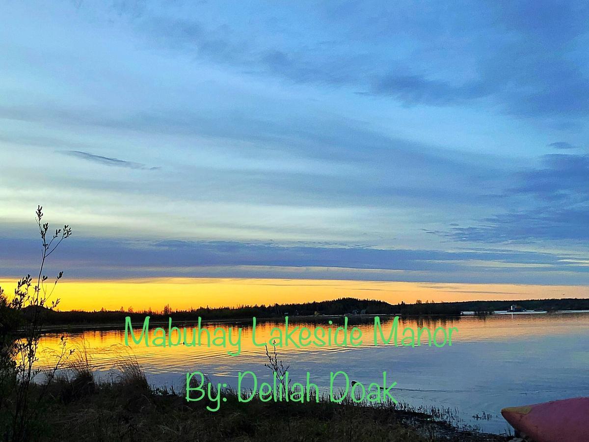 Bed and Breakfast Mabuhay Lakeside Manor Yellowknife Zewnętrze zdjęcie