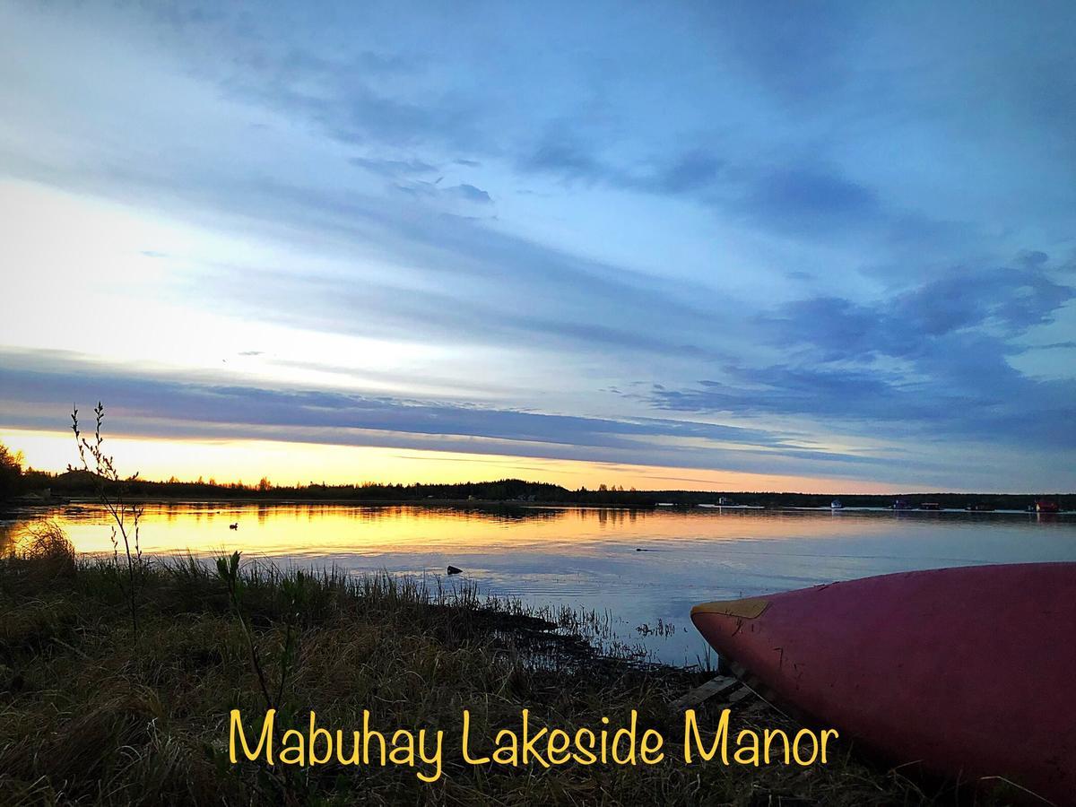 Bed and Breakfast Mabuhay Lakeside Manor Yellowknife Zewnętrze zdjęcie