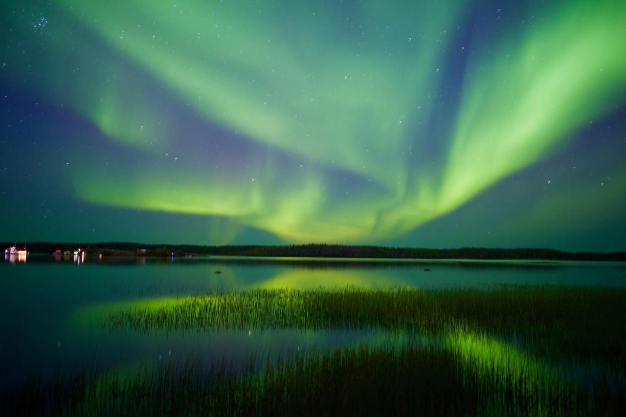 Bed and Breakfast Mabuhay Lakeside Manor Yellowknife Zewnętrze zdjęcie