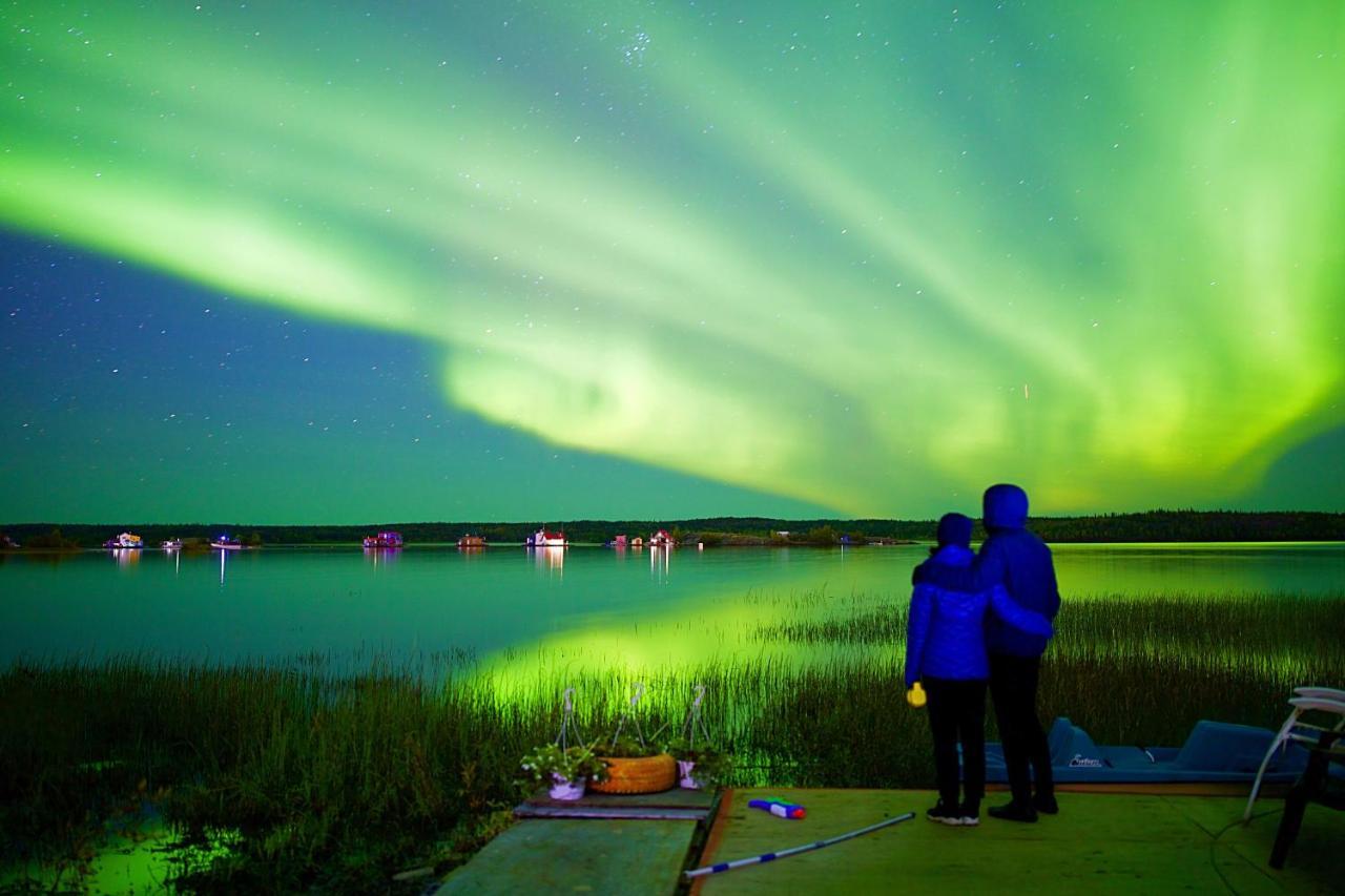 Bed and Breakfast Mabuhay Lakeside Manor Yellowknife Zewnętrze zdjęcie