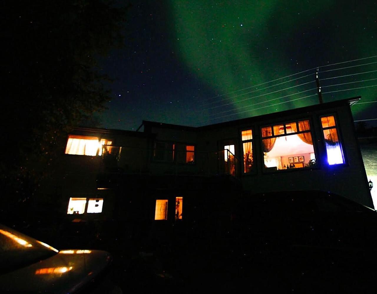 Bed and Breakfast Mabuhay Lakeside Manor Yellowknife Zewnętrze zdjęcie
